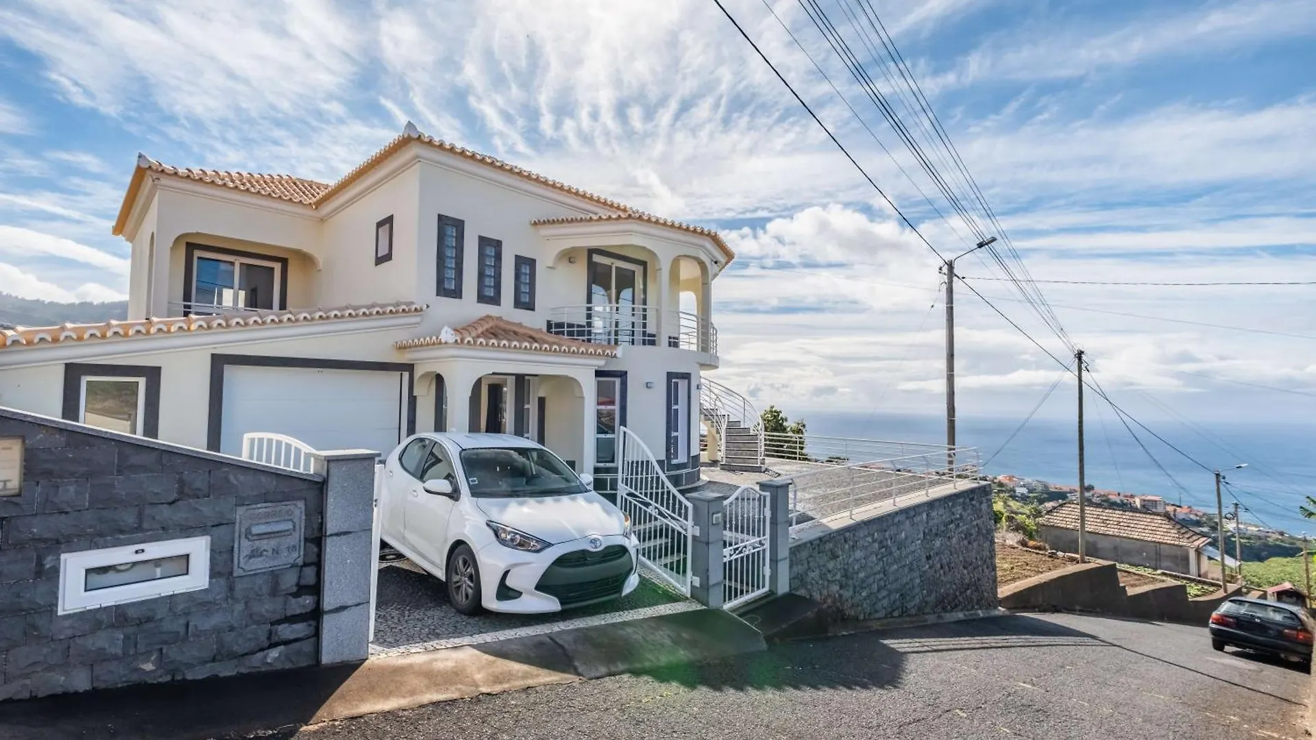 Sunrise Vila Estreito da Calheta 0*,  ポルトガル